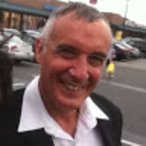 Meet your Posher, Dennis